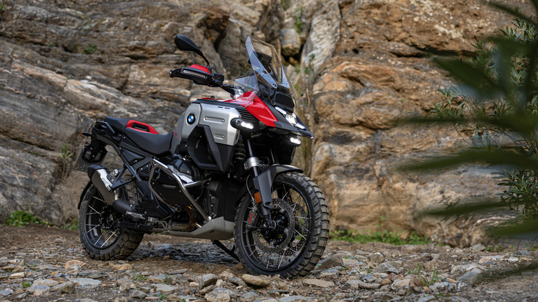 BMW R 1300 GS Adventure front 3/4 view