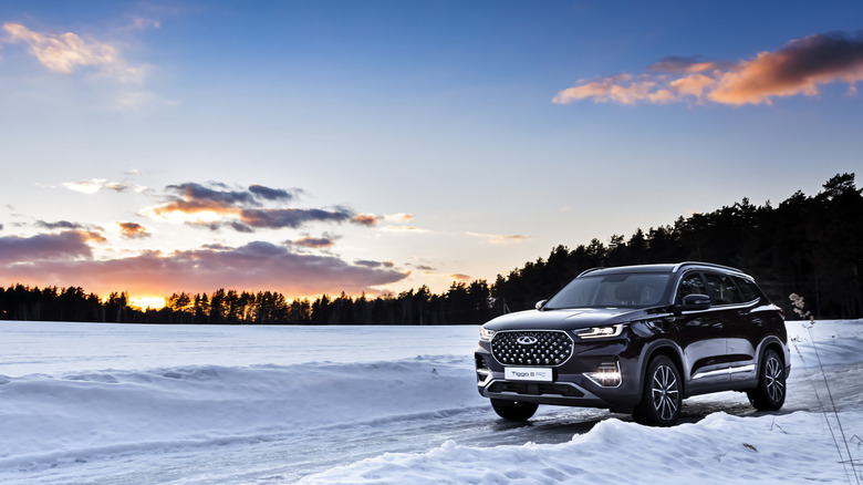 Chery Tiggo 8 Pro in the snow