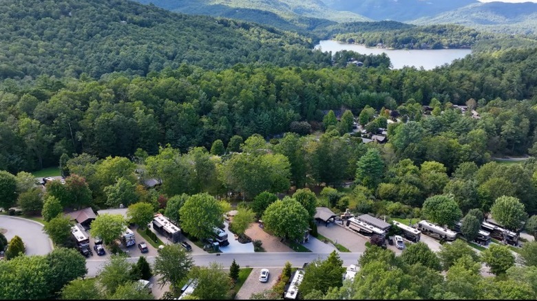 Aerial view of Mountain Falls Luxury Motorcoach Resort