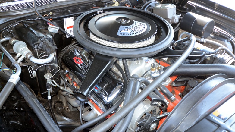 Big-block Chevrolet 454 V8 "Turbo-Jet" sits successful an motor bay.