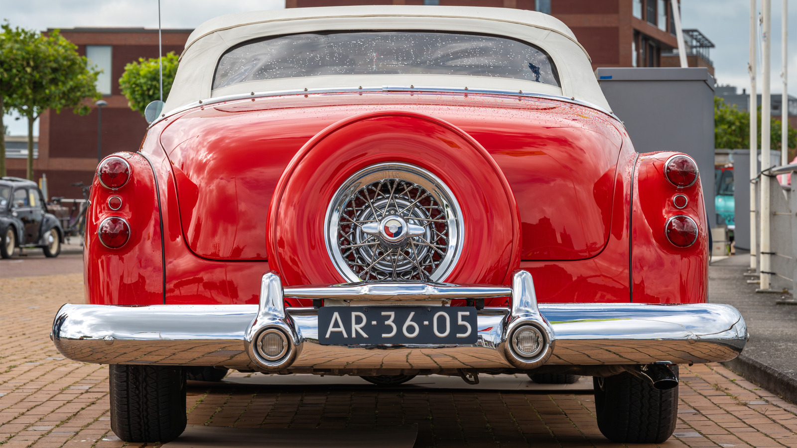 12 Cars With Rear-Mounted Spare Tires That Aren't Jeeps