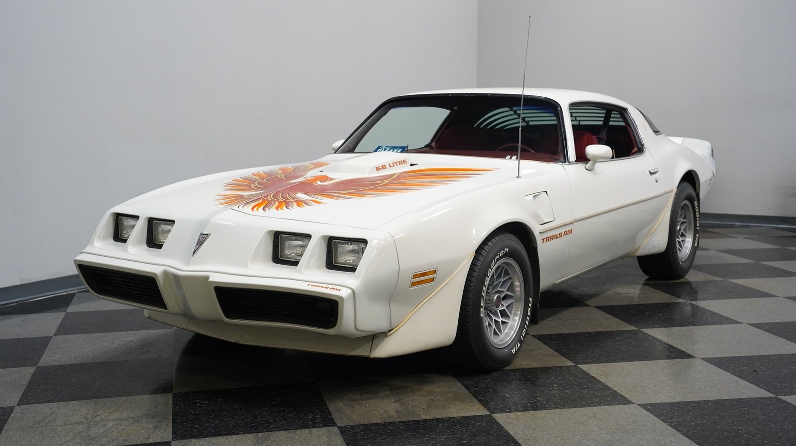 1979 Pontiac Firebird Trans Am For Sale With 21,956 Miles Shown Has The Right Hood, But What About The Price?
