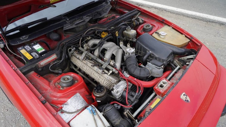1987 Porsche 924  S engine compartment image