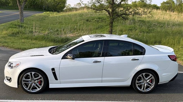 2016 Chevrolet SS driver's side image