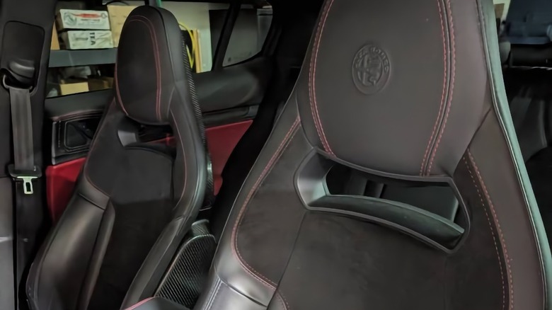 2018 Alfa Romeo Stelvio Quadrifoglio Sparco seats image