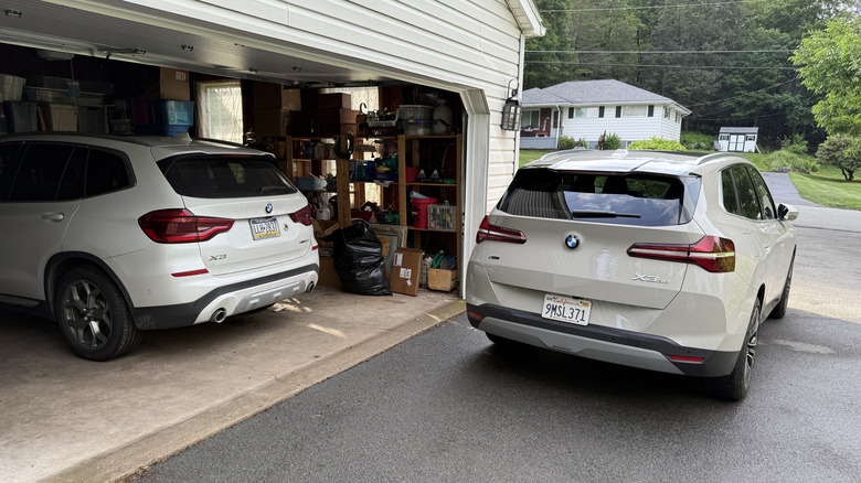 2021 and a 2025 BMW X3