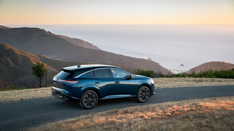 2025 Murano parked overlooking the ocean