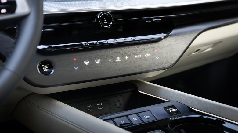 2025 Murano controls