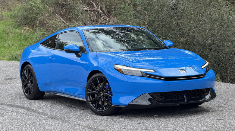 Front 3/4 view of a blue 2026 Honda Prelude