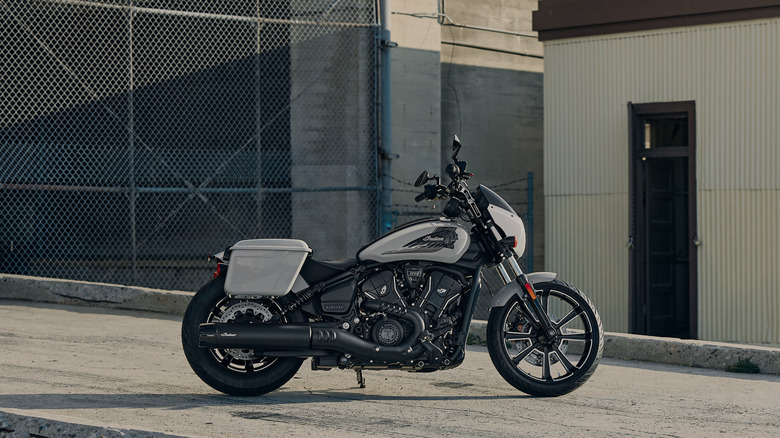 A gray bagger motorcycle with compact fairing