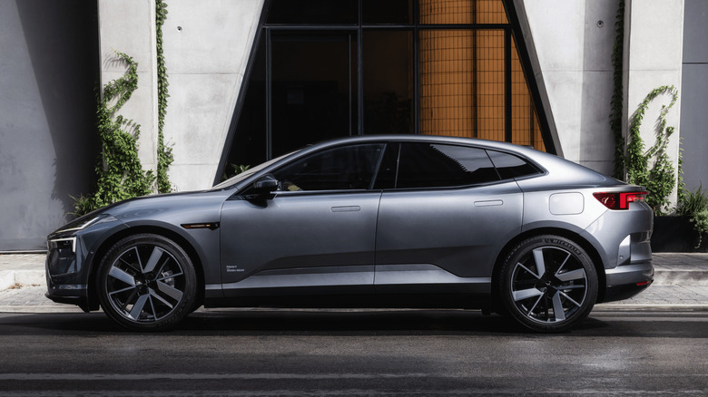 2026 Polestar 4 side profile gray