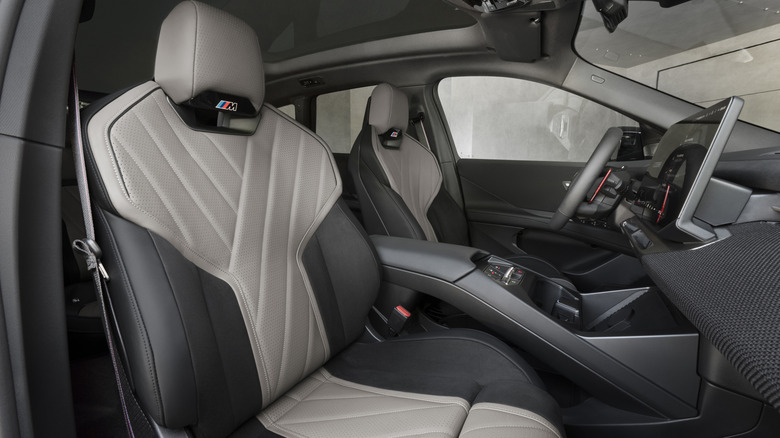 BMW iX3 M60 xDrive interior