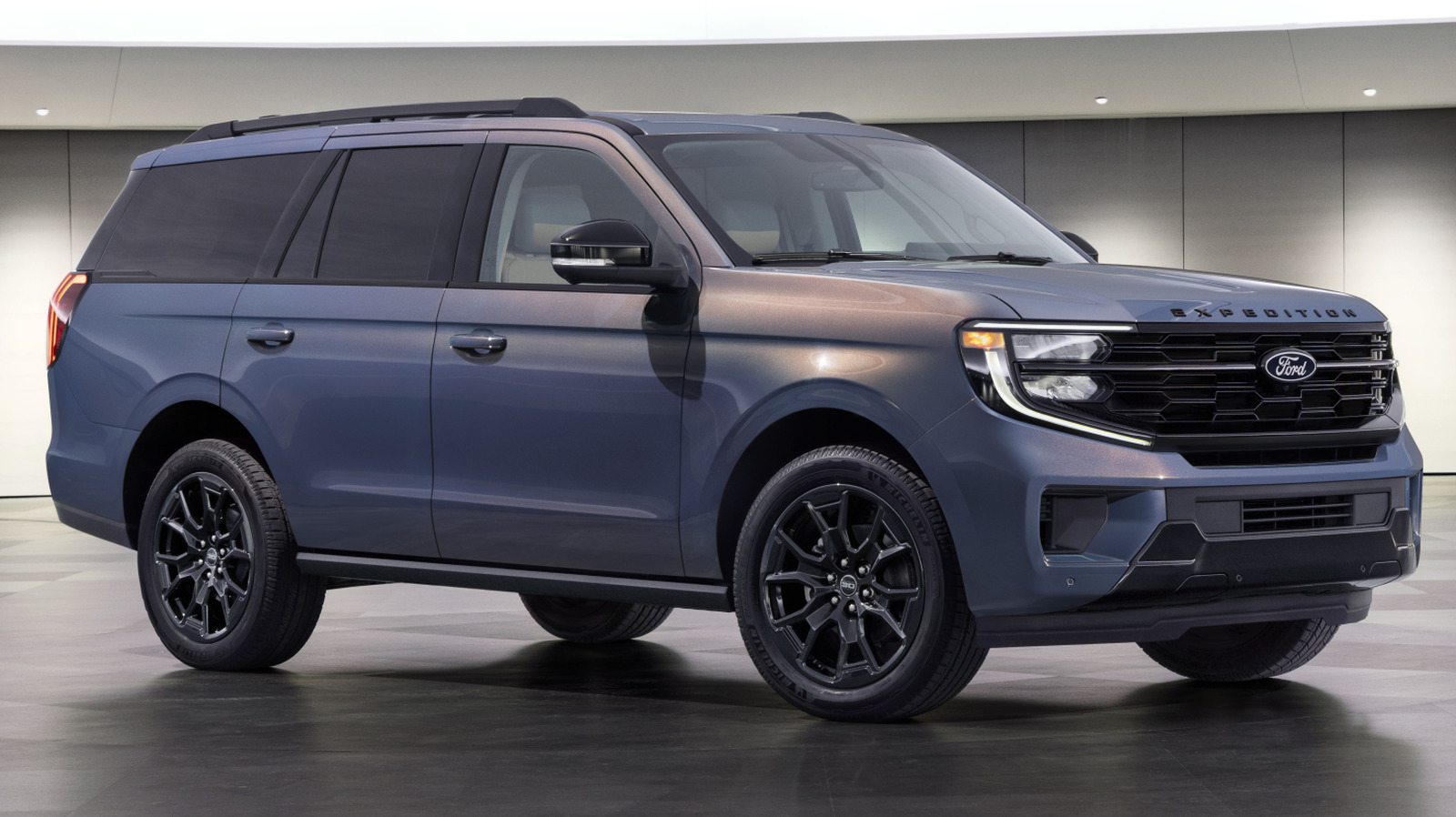 2027 Ford Expedition 30th Anniversary Appearance Package Is All Show With A Mustang Dark Horse Paint Job