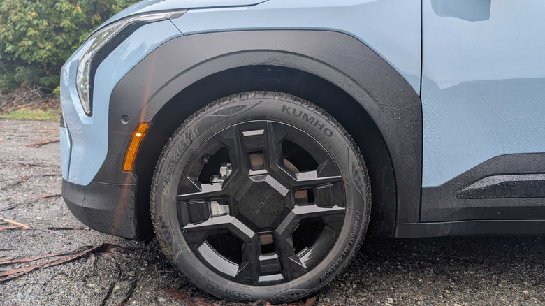 2027 Kia EV3 Is Here To Cure Your K-Shaped Economy Blues