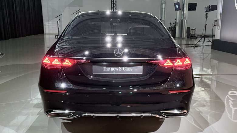 2027 Mercedes-Benz S-Class rear
