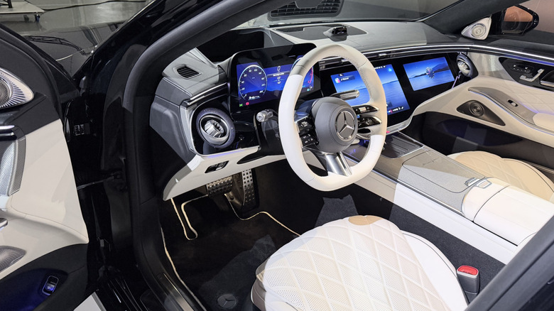 2027 Mercedes-Benz S-Class dashboard