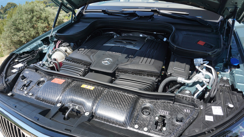 2027 Mercedes-Maybach GLS680 engine