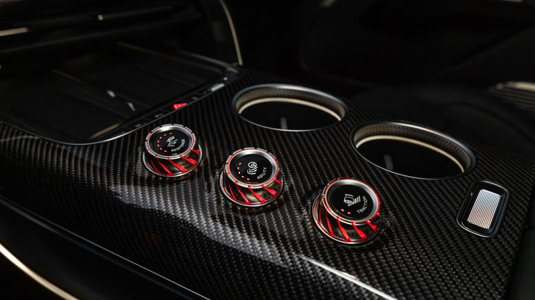 Mercedes-AMG GT63 SUV rotary controls