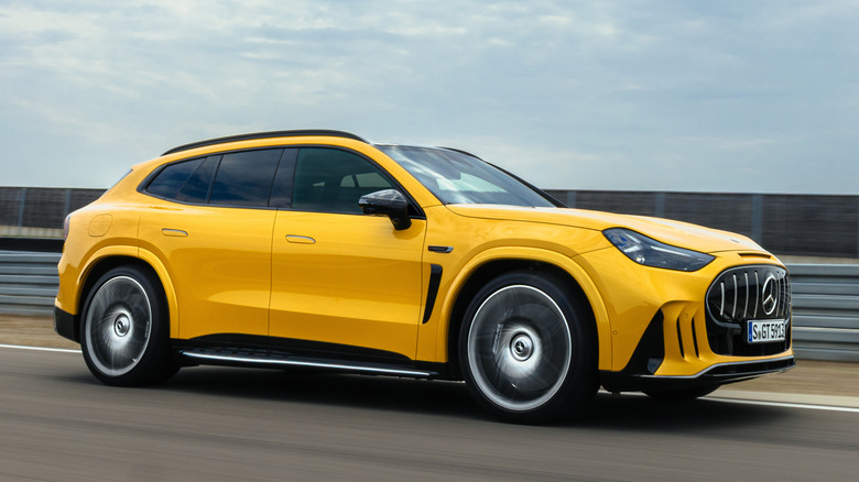 Mercedes-AMG GT63 SUV side profile