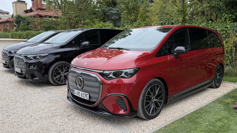 Three Mercedes-Benz VLEs in a line