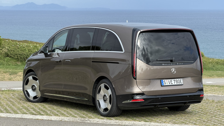 Rear 3/4 view of a brown Mercedes-Benz VLE