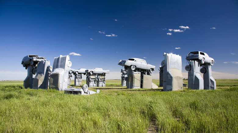 A photo of the Carhenge landmark recreating Stonehenge with old vehicles