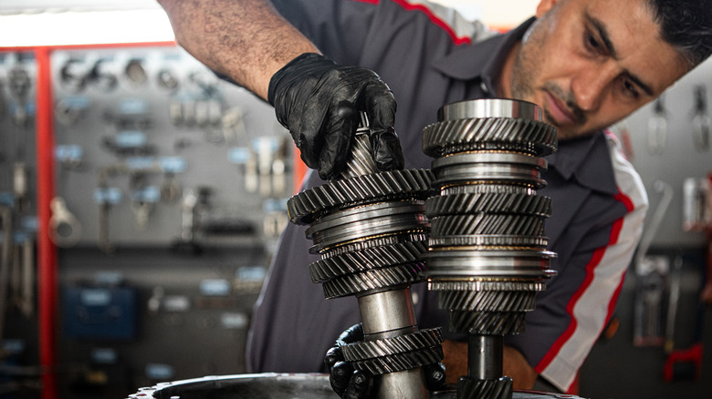 A gearbox with synchronizer rings in between them