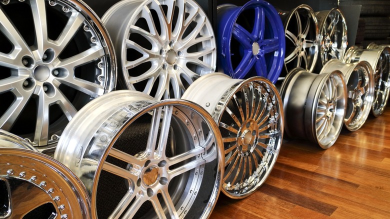 A selection of custom vehicle wheels