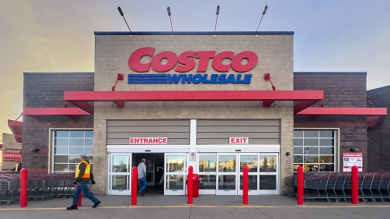 Front of a Costco wholesale club