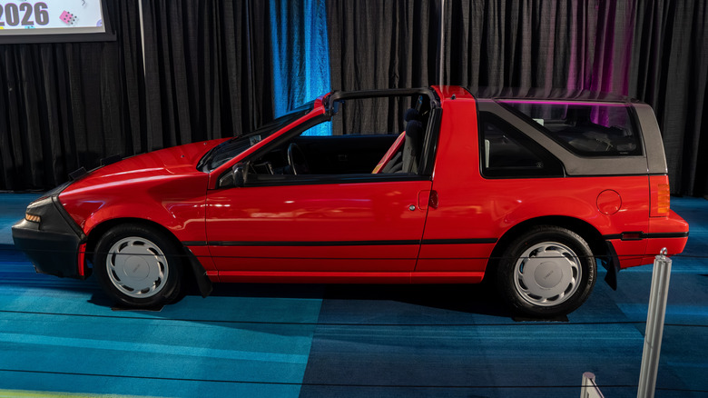 A red Nissan Pulsar NX at a Canadian car show
