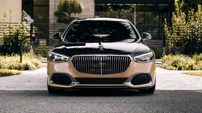 A front-end view of a dual-tone Mercedes-Maybach S 680.