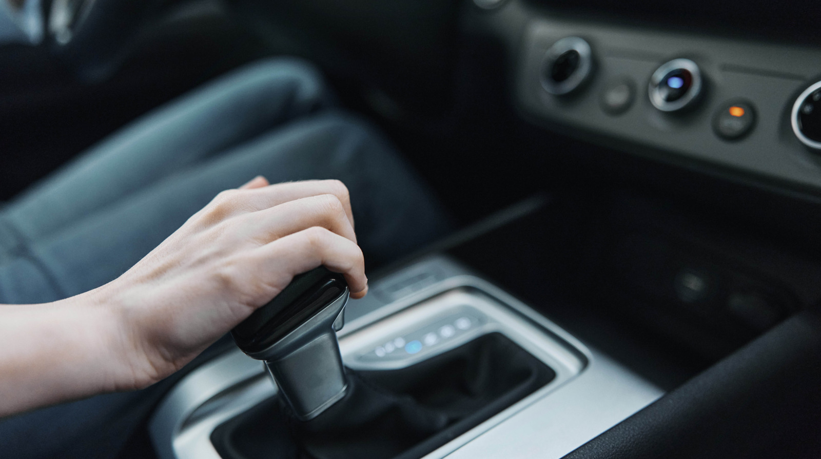 5 Signs Your Car's Automatic Transmission Might Be Failing