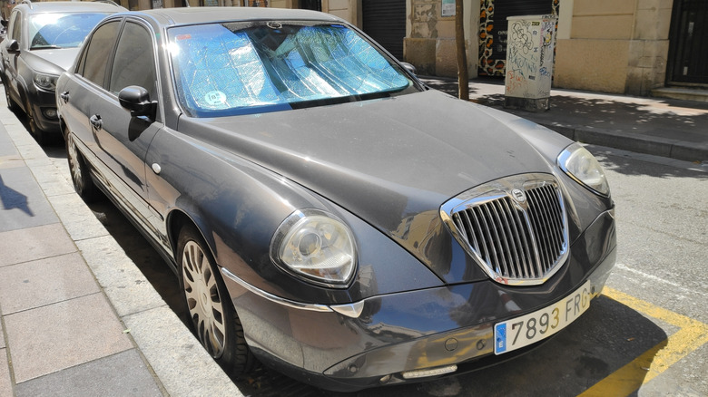 Lancia Thesis Luxury Sedan