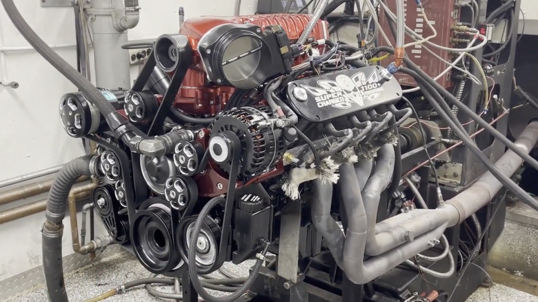 Wegner Automotive's 427 cubic-inch 3.0-liter Whipple supercharged crate engine on a dyno