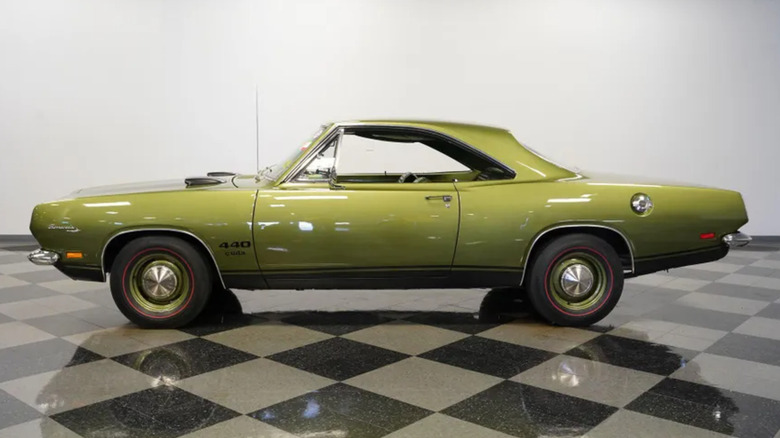 Profile of 1969 Plymouth Barracuda 440 M-Code in Limelight