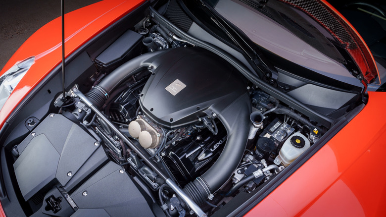 Lexus LFA engine bay