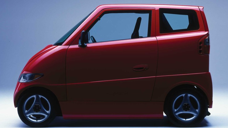 A side view of a red Tango T600