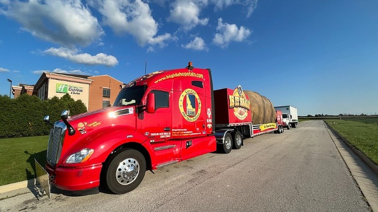 Sideview of the Big Idaho Potato Truck