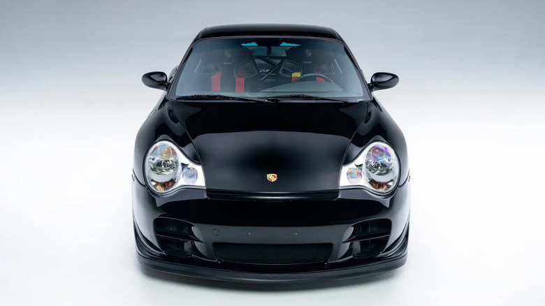 996 GT2 Clubsport in a studio head-on