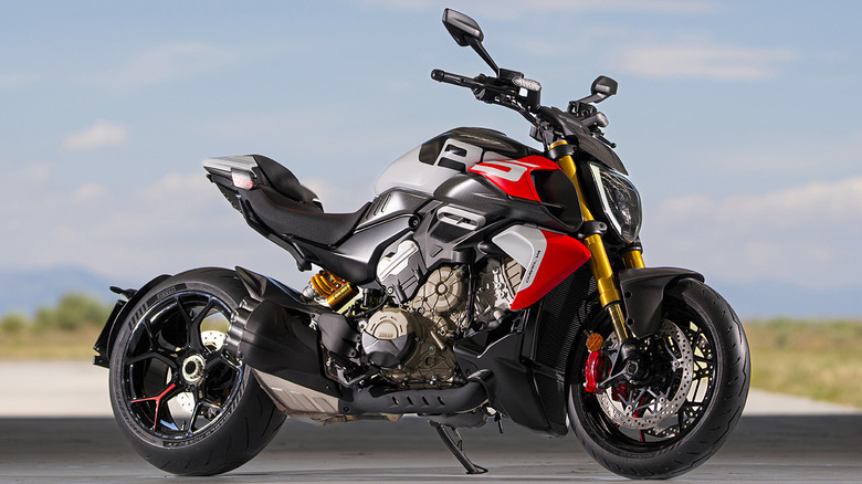 A 2026 Ducati Diavel V4 RS on display outdoors