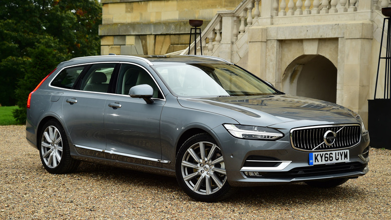 Volvo V90