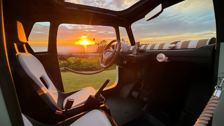 Fiat Topolino Dolce Vita interior.
