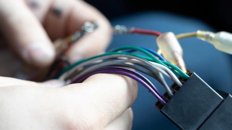 Wires starring retired of a rectangular plug.