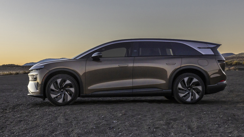 Side view of a brown Lucid Gravity