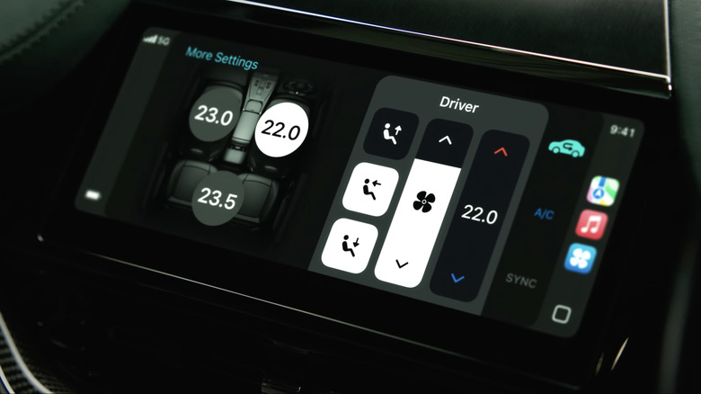 Apple CarPlay Ultra in Aston Martin DBX