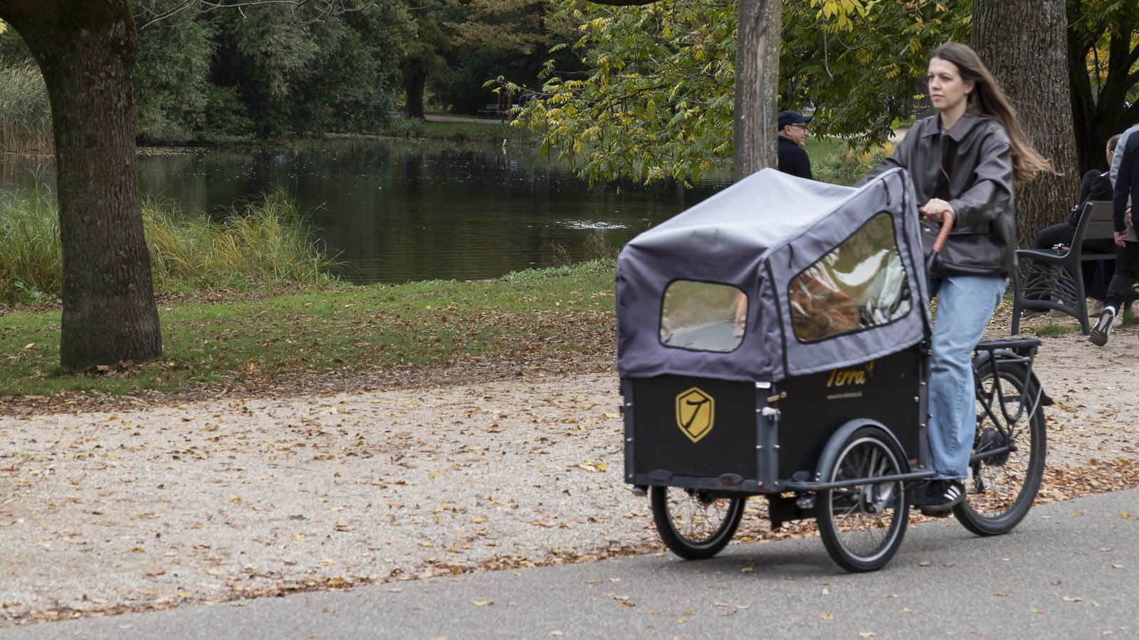 eBike tires differ from regular bicycle tires – they're tougher and heavier-duty
