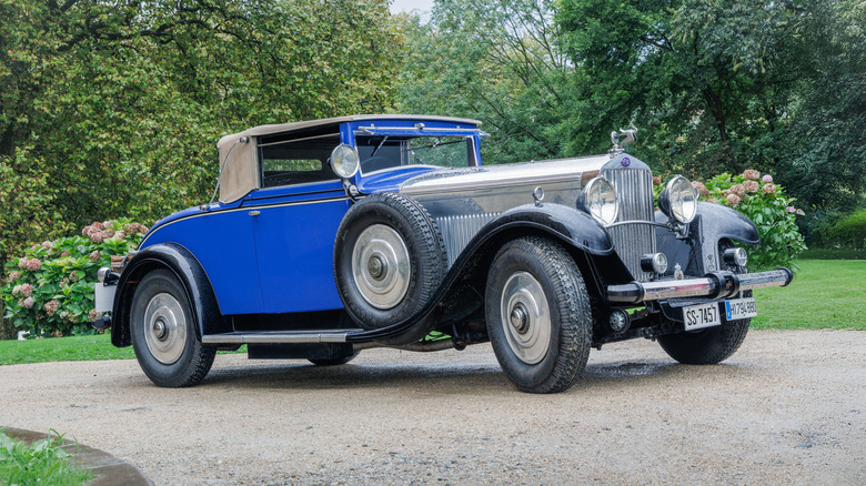 A 1930 Delage D8C vintage car parked outside