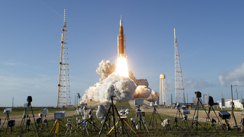 NASA's Space Launch System rocket carrying the Orion spacecraft with NASA astronauts Reid Wiseman, commander; Victor Glover, pilot; Christina Koch, mission specialist; and CSA (Canadian Space Agency) astronaut Jeremy Hansen, mission specialist onboard launches on the Artemis II mission, Wednesday, April 1, 2026, from Launch Complex 39B at NASA's Kennedy Space Center in Florida.