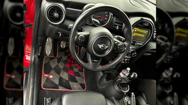 2015 Mini Cooper S Driver's seat and Dashboard Image
