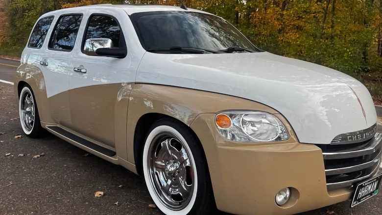 2006 Chevy HHR SEMA Show Car front three-quarter image